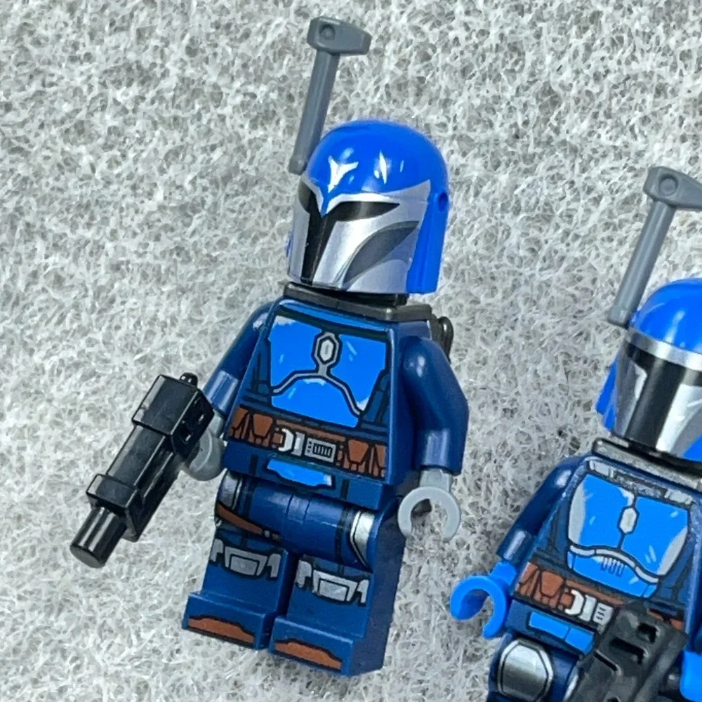 LEGO Star Wars Mandalorian Warrior & Nite Owl Minifigures 75373 Blue Set